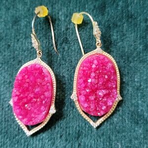 Stella & Dot magenta crystals earrings